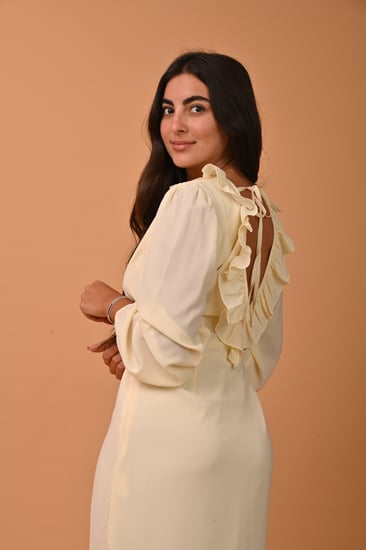 فستان نسائي حرير بكم طويل أصفر