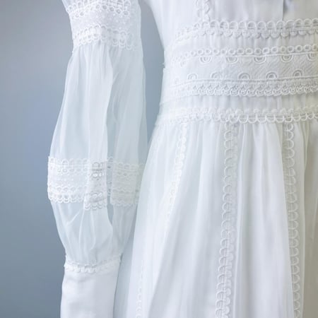 فستان كلاسيك