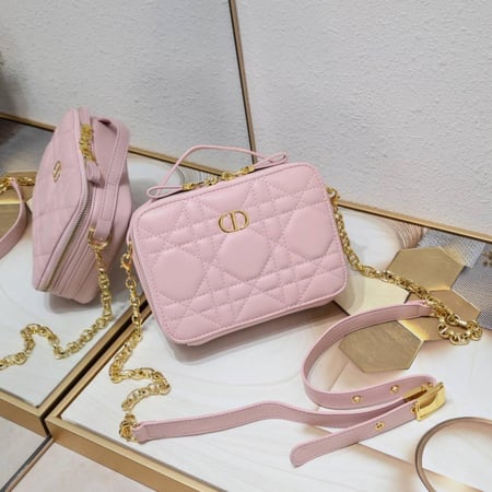 شنطه Dior