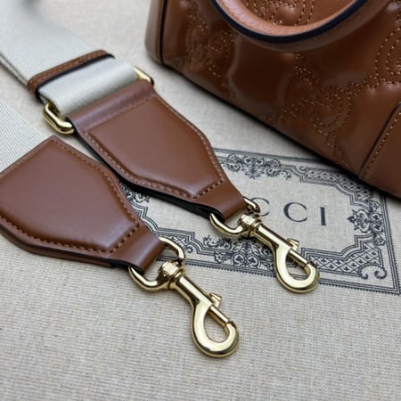 شنطه gucci
