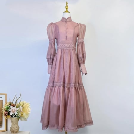 فستان كلاسيك