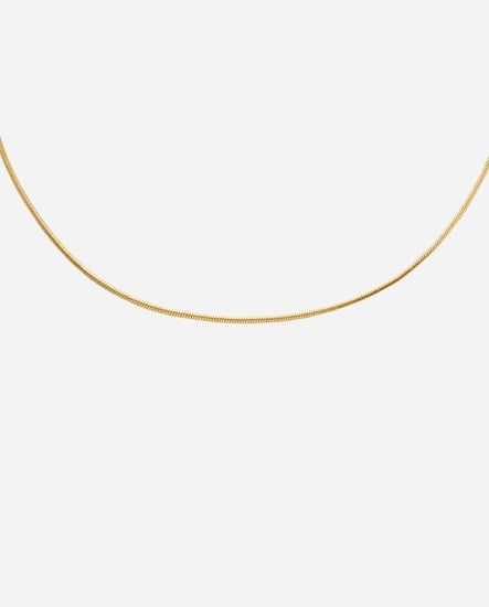 سلسال نسمة الذهبي بتصميم Snake Chain مموج وناعم