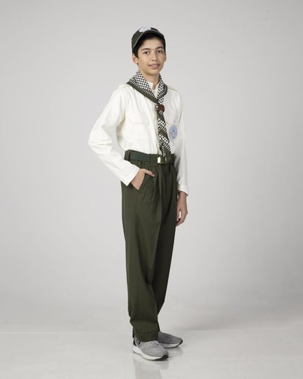 منديل كشافة متوسط