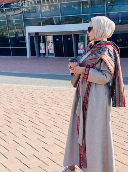 عباية شتوية اسود مع سدو