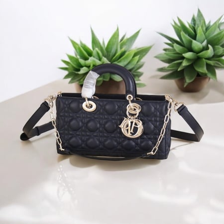 حقيبة  ليدي دي-جوي