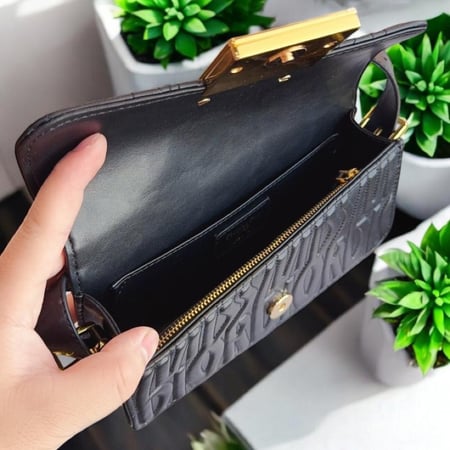 حقيبة Allover المصنوعة من جلد العجل المبطن