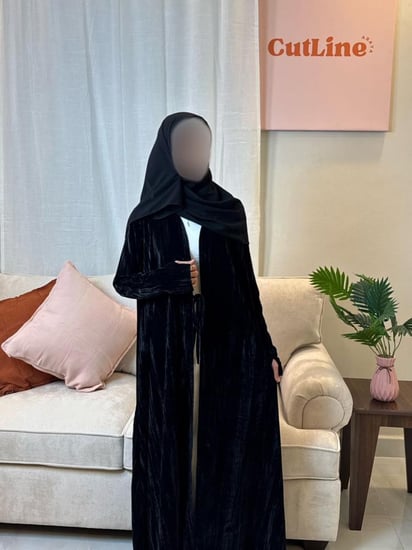 عباية مخمل كوري مكسر نص كلوش دبل كلوش مع فتحة الإبهام وشريطة ربط