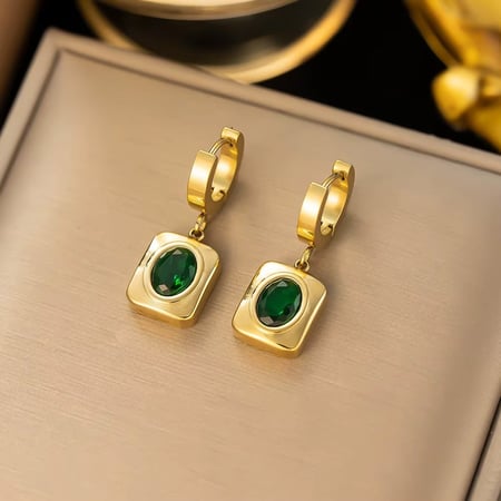 قلادة ثعبان كلاسيكية حجر أخضر  الطول 40   5 سم بلاك سيزون Black Seaso