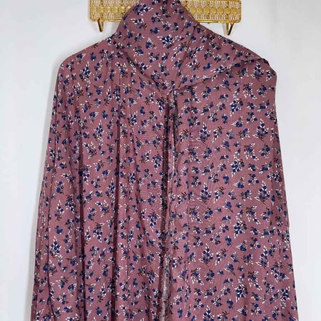 جوري – شرشف صلاة بسحاب أمامي باللون الوردي الغامق