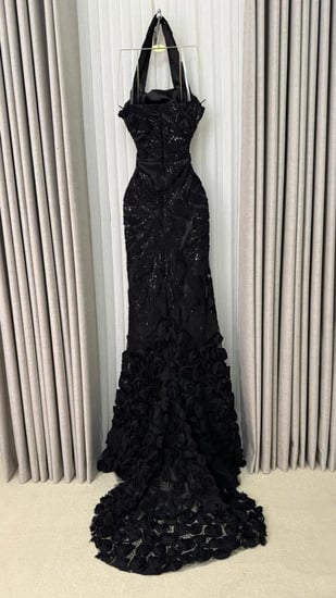 فستان سهرة اسود ملكي