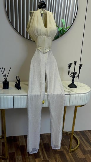 فستان سهرة أنيق بلون أخضر بترولي راقي