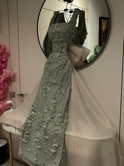 فستان سهرة مورد