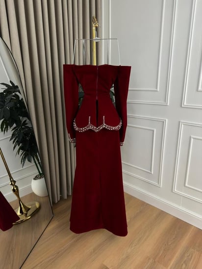 فستان سهرة تطريز عودي