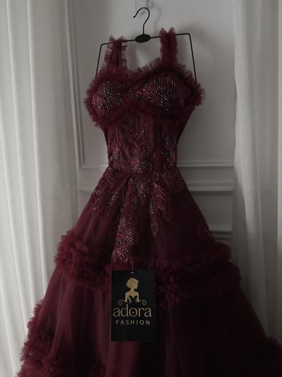 فستان سهره عنابي منفوش