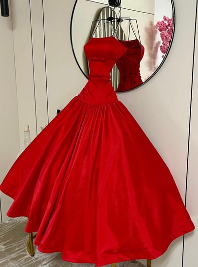 فستان سهرة أحمر فيونكة