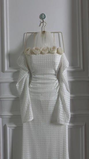 فستان دانتيل ورد