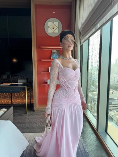 فستان بينكي ناعم