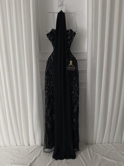 فستان سهره اسود تطريز كامل مع شال