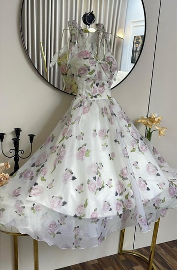 فستان قصير مشجرة