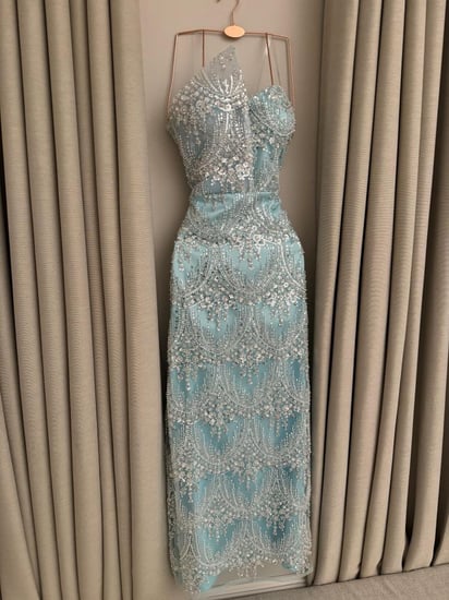 فستان سهرة طويل تطريز كامل