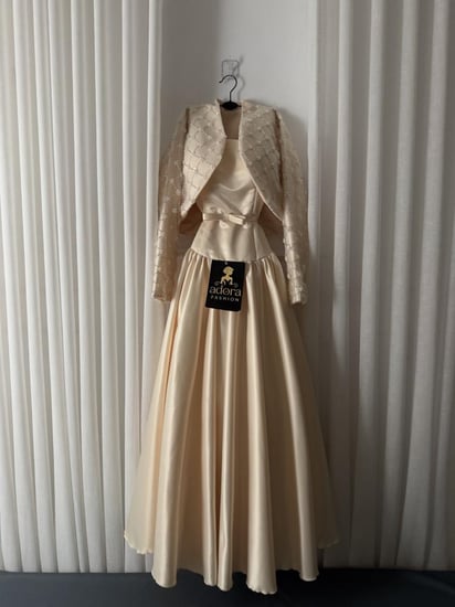 فستان بيج مطرز قطعتين