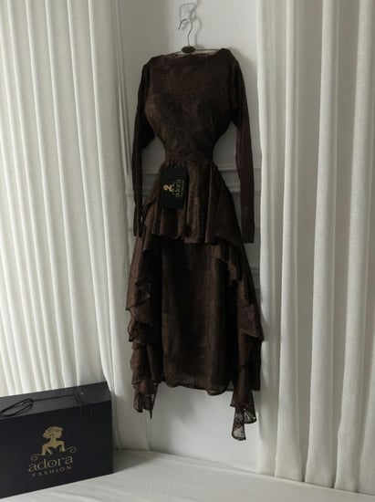 فستان دانتيل بني كيوت