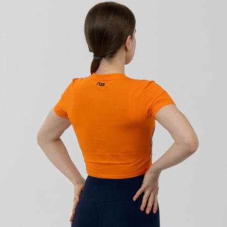 تي شيرت نسائي - برتقالي