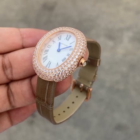 ساعة كارتير نسائيه الجديده