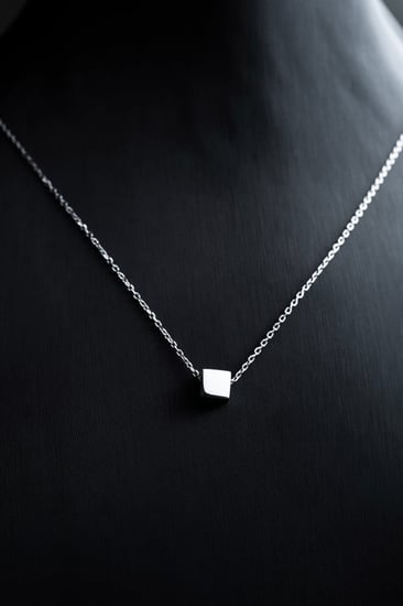 سلسال فضة عيار 925 مرصع بحجر الزركون