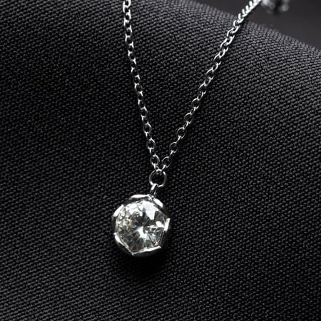 شوكر فضة عيار 925 مرصع بحجر الزركون