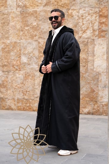 فروه رجالي اسود