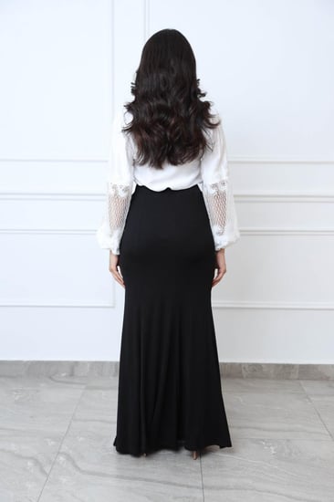 تنورة  استرتش اسود