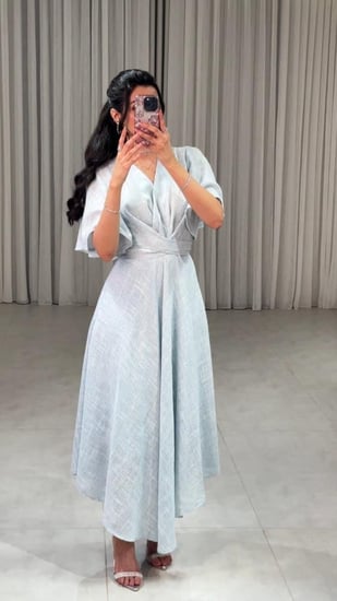 فستان ناعم بقصه لف من الصدر SKY ~