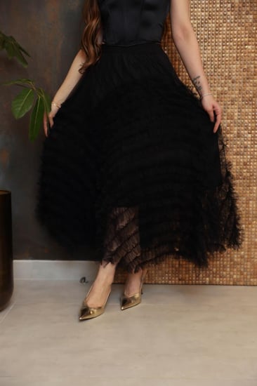 تنورة مزينه بكشكشه Black ~