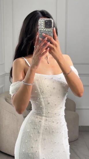 فستان سهرة اوف شولدر ابيض