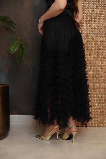 تنورة مزينه بكشكشه Black ~