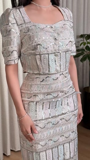 بلوزة العيد بتطريز وترتر