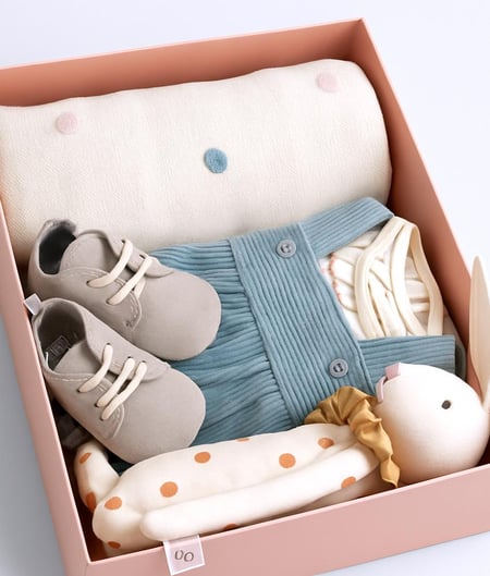 هدية مواليد بنات فخمة فستان شتوي من نكست فاخر مع بطانية وألعاب قماشية