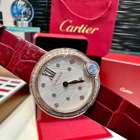 كارتييه نسائية (سويسري)