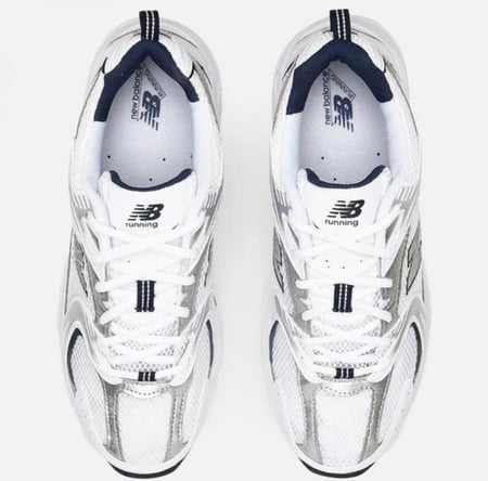 New balance white