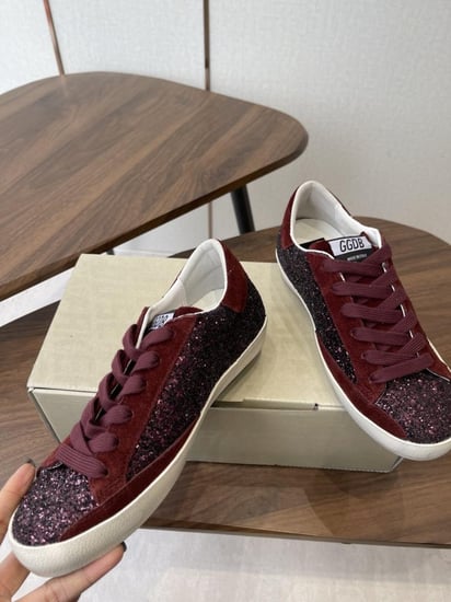 Women's Super-Star LTD in cherry glitter with cherry suede star