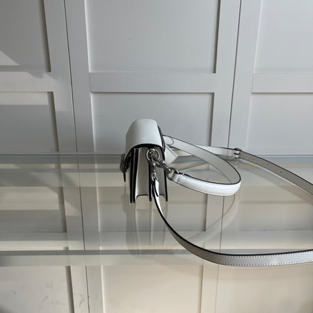 شنطه نسائيه Coach