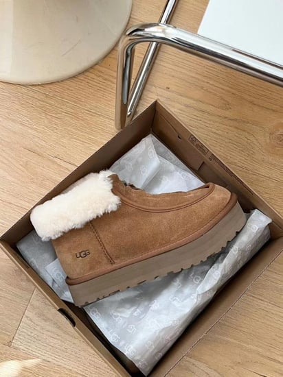 UGG شوز