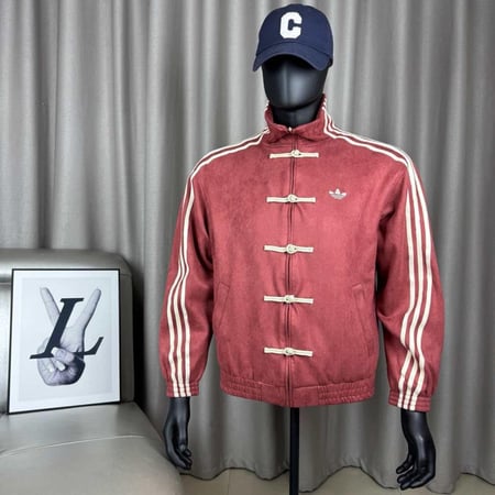 هودي اديداس الجديد -