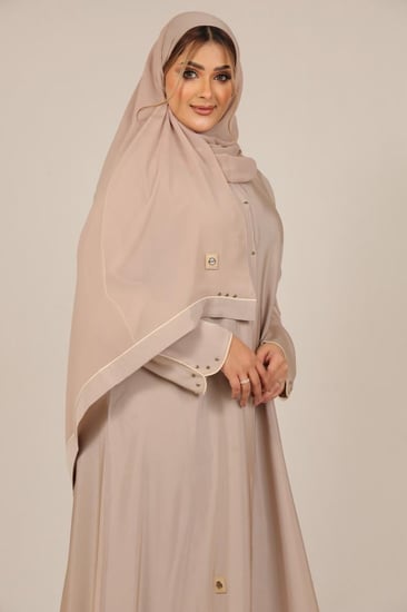 عباية صالونا تركيبات جدائل