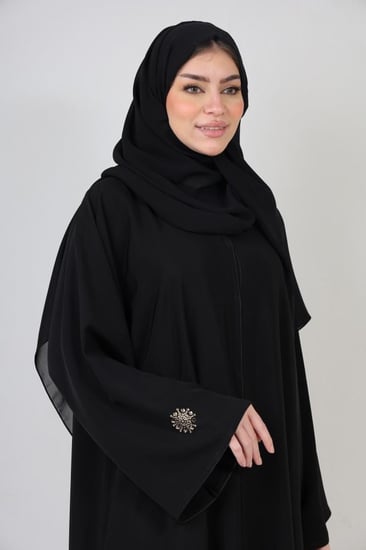 عباية صالونا سوارفسكي تارلا