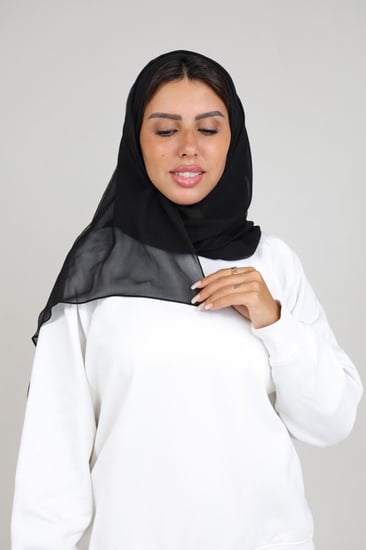 طرحة دبل فيس سادة إيفلين