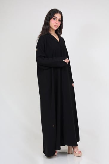 عباية سارة