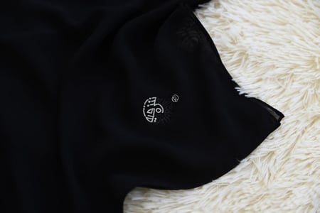 طرحة توقيع تطريز دائري