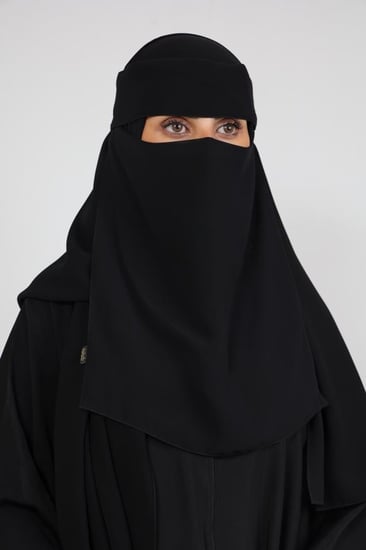 نقاب امواج مفتوح مشبك